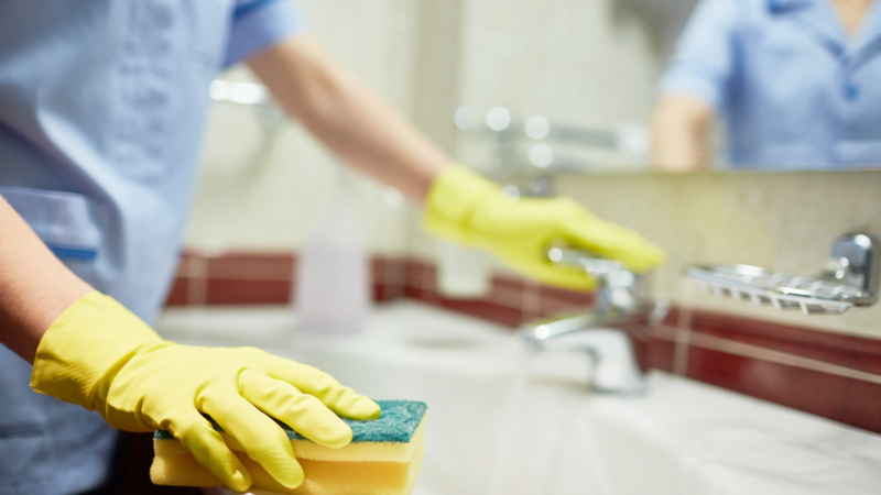 Learn What A Professional Has To Say On The Facility Cleaning Services